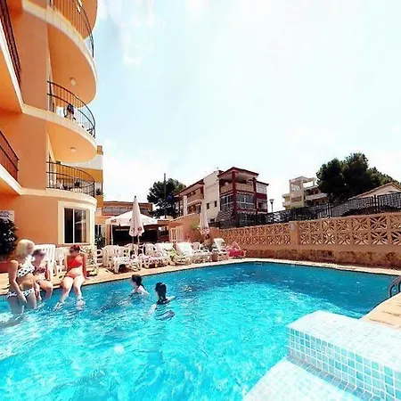 Apartament Naika & *